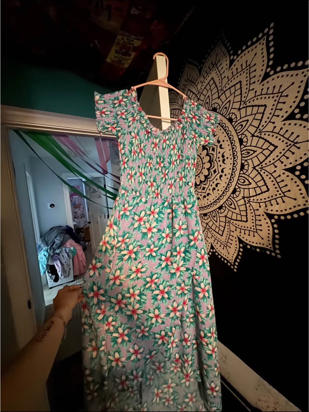 Izzy & Lola- Women’s off the shoulder Floral Maxi Dress